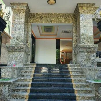 Thi công đá bậc cấp