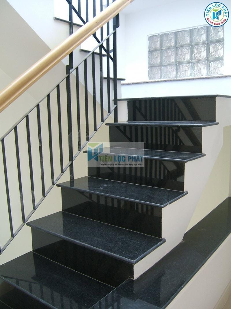 đá hoa cương hợp gia chủ mệnh thổ