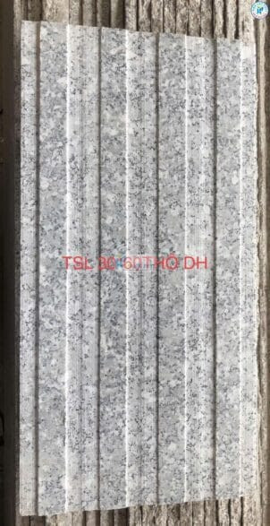 Đá Trắng Suối Lau dẫn hướng