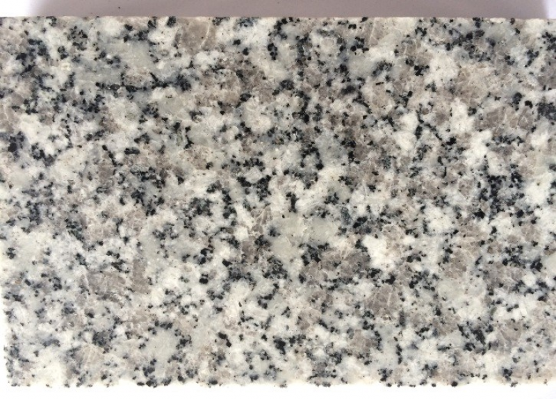 đá hoa cương trắng suối lai loại 1