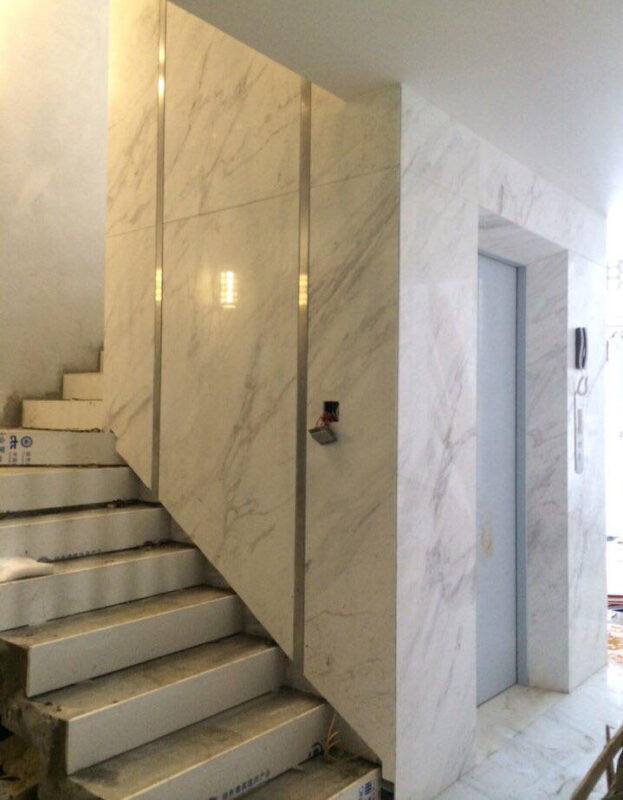 đá trắng vân mây