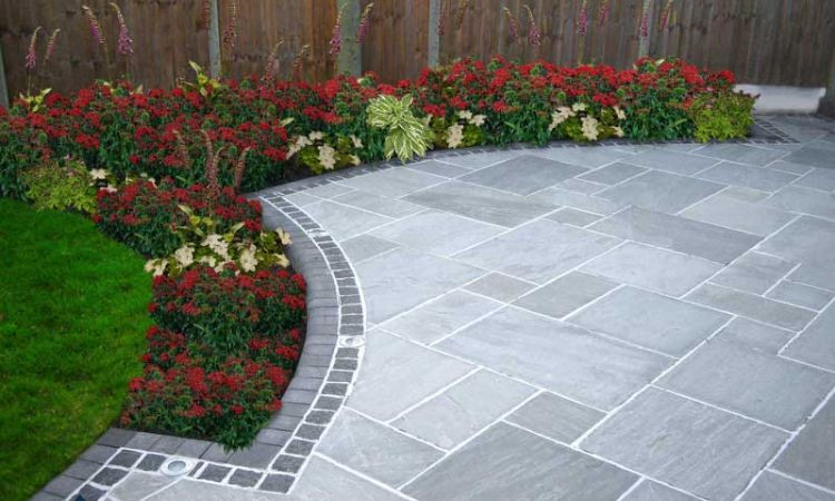 đá lát sân vườn chống trơn