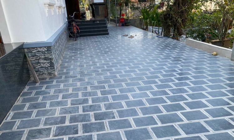 Ứng dụng của đá xanh trong lát sân vườn