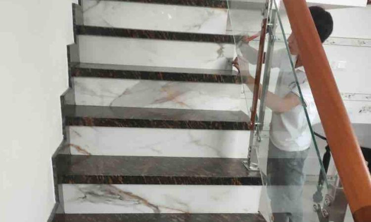 Giá nhân công lát đá cầu thang