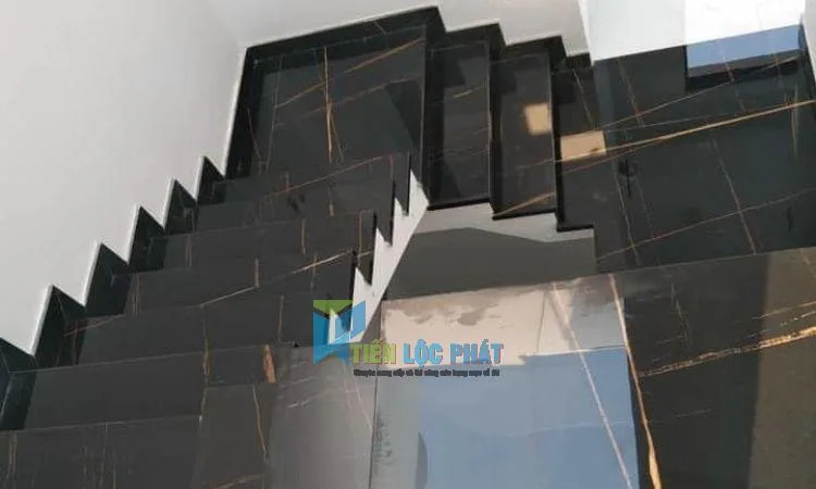 Các mẫu đá Granite ốp cầu thang đẹp