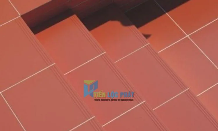 gạch đỏ lát sân