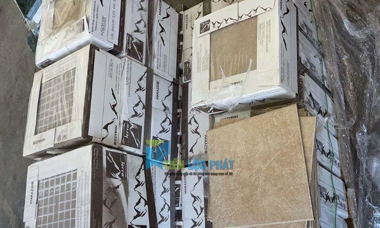 1 thùng gạch 50x50 bao nhiêu m2?