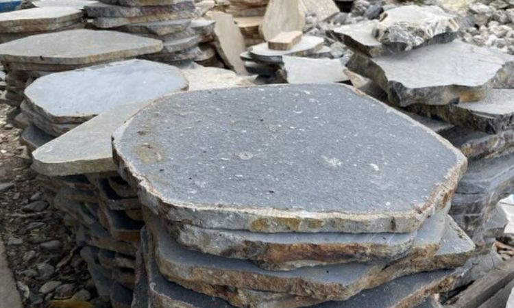 Các loại đá bước dạo sân vườn