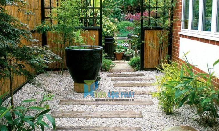 Trang trí sân vườn bằng sỏi