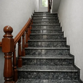 Đá Hoa Cương Cầu Thang: Lựa Chọn Bền Đẹp Cho Nhà Phố Việt