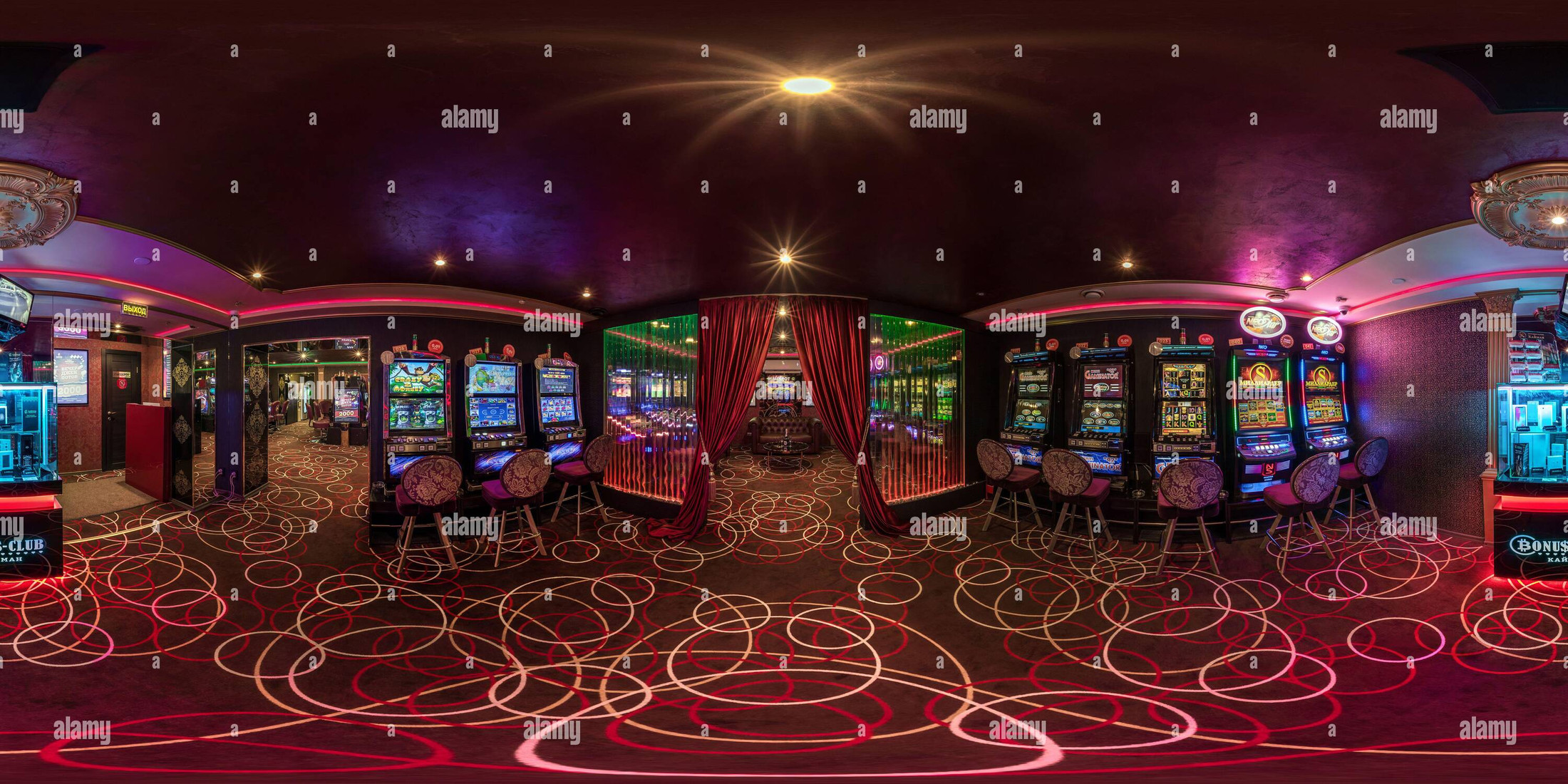 360° view of LAS VEGAS, USA - MAY, 2017: full seamless hdri panorama ...